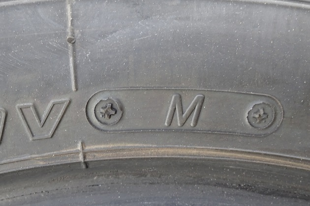 YOKOHAMA ADVAN A050 M - 10