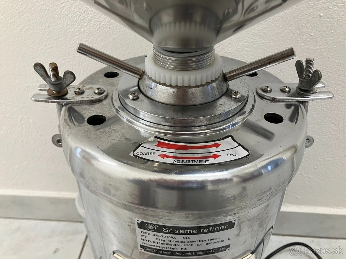 Elektrický mlynček na orieškové maslo - 10