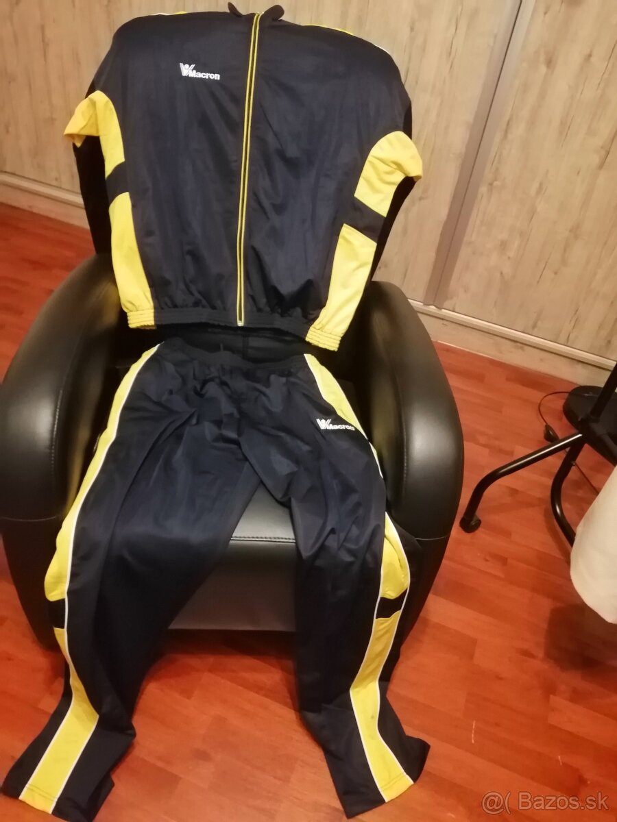 dresy , súpravy,chrániče - 10