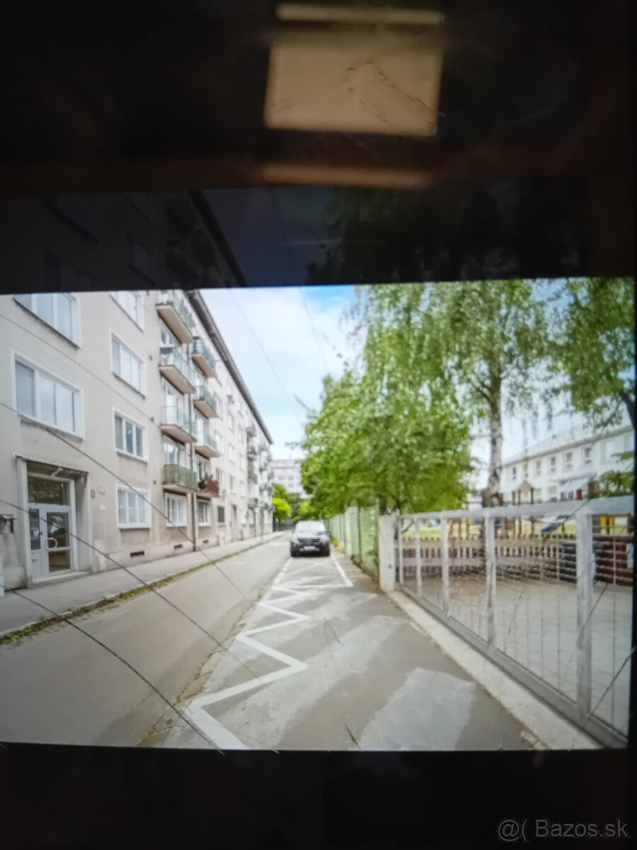 predam krasny 2 izbovy zrekonstruovany byt - 10