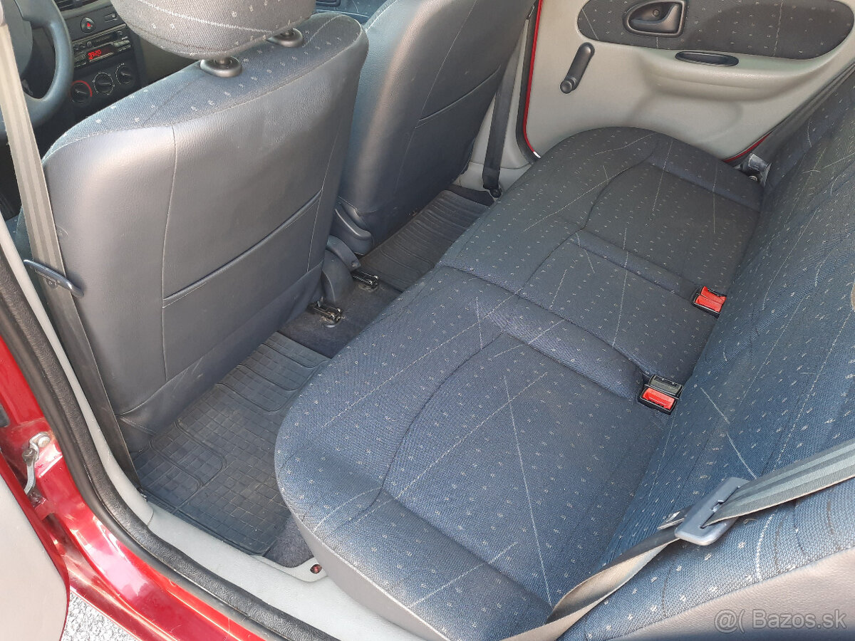 Renault Clio 1,2i - len 138.845 km - 10