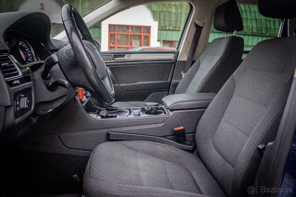 Volkswagen Touareg II 3.0 V6 TDi BMT 4MOTION Mountain, 150kW - 10