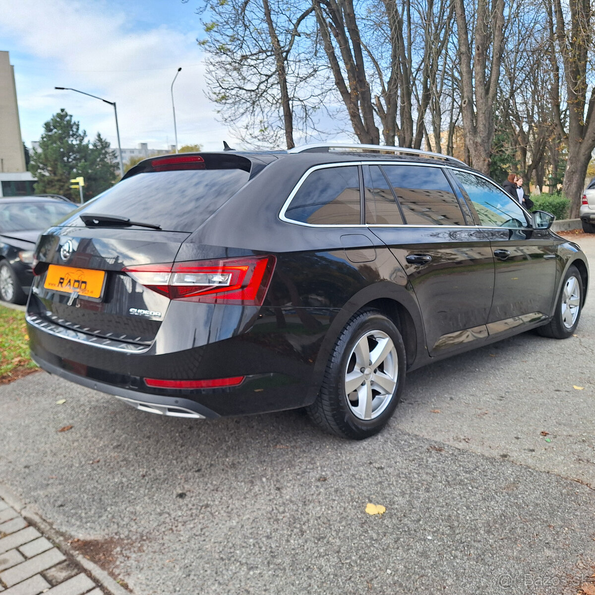 Škoda Superb Combi 2.0 TDI Sportline DSG - AJ NA SPLÁTKY - 10