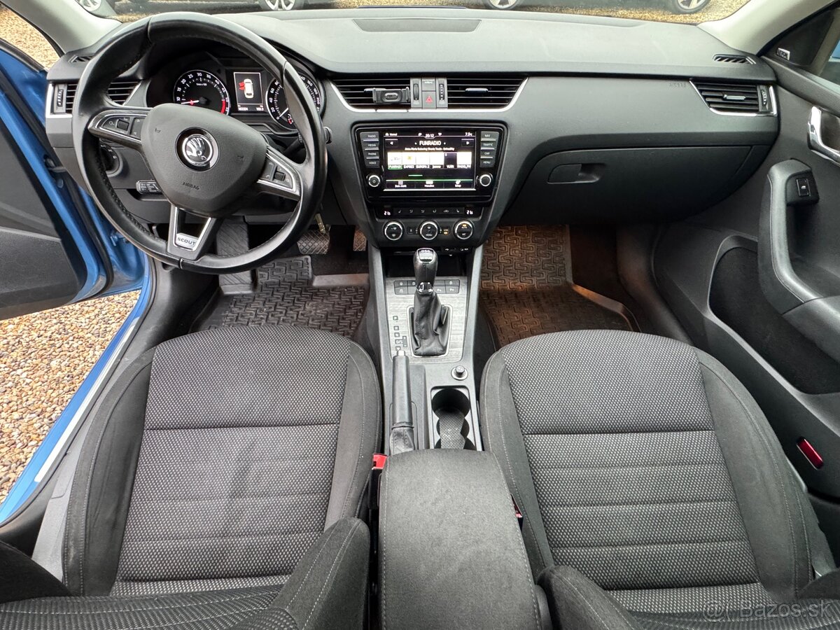 Škoda Octavia Combi SCOUT2.0 TDI DSG 4x4 - 10