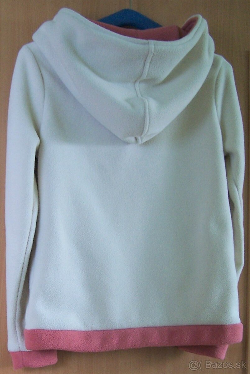 Kraťasy + tričko + mikina S - 10