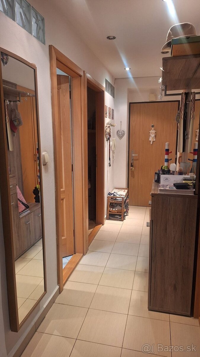 Nájom 2,5 izbový byt širšie centrum Zvolen - 10