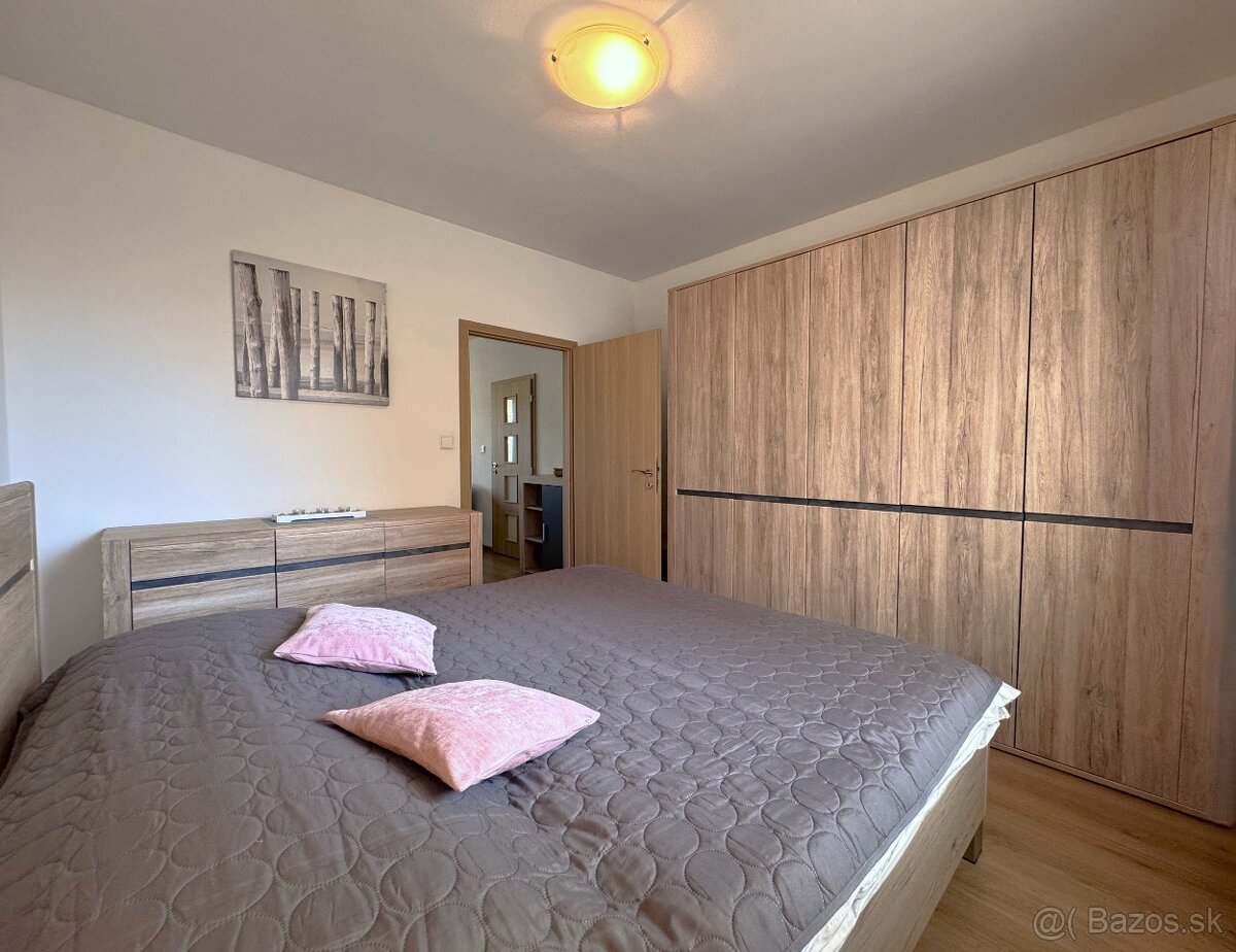 Na predaj 3-izbový byt na Záhradnej ulici v Skalici - 10