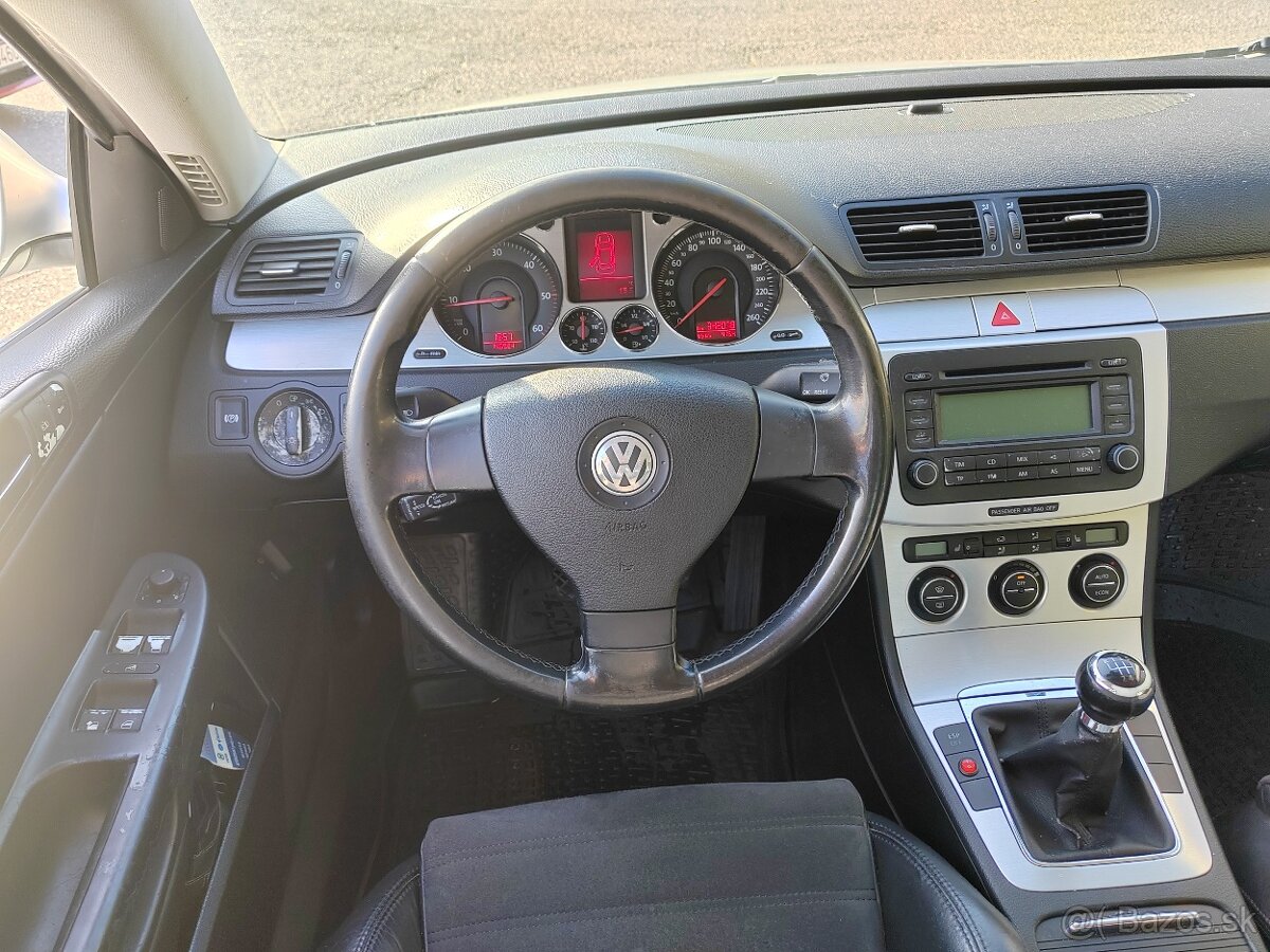 Rozpredám na náhradné diely VW Passat B6 2.0TDI 103kw - 10