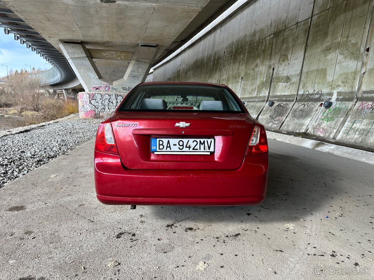 Chevrolet Lacetti - 10