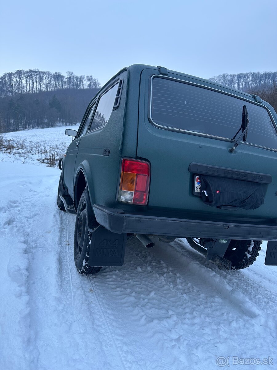 Predam lada niva 1.7i - 10