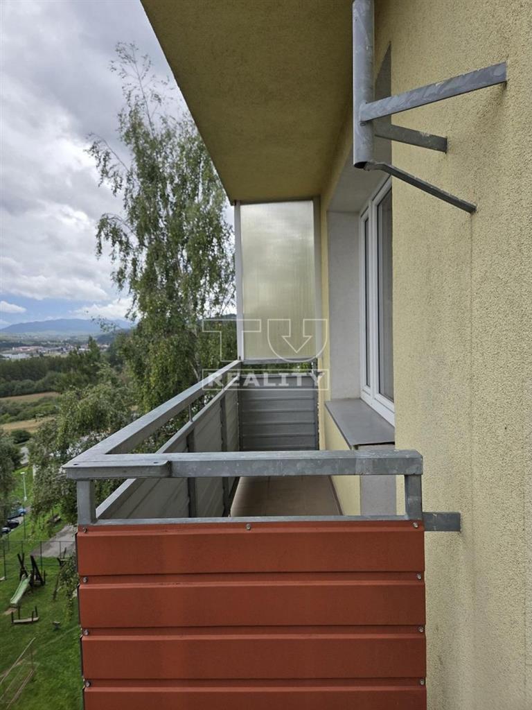 ZNÍŽENÁ CENA
TUreality ponúka na predaj 4 izbový byt.. - 10