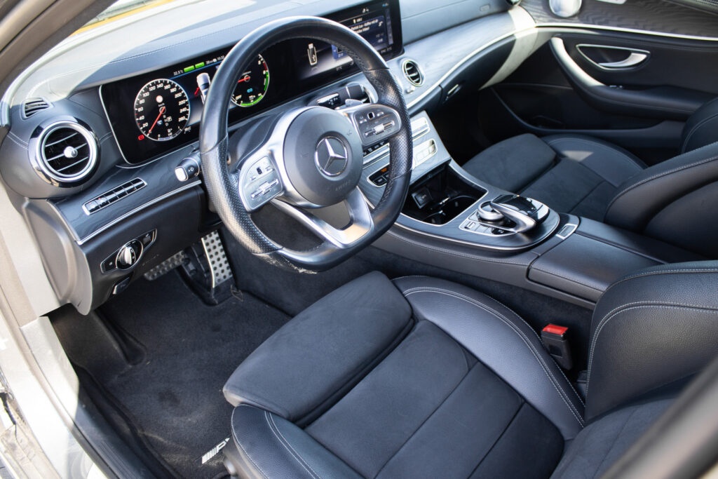 Mercedes Benz E 300 de T Avantgarde (2020) - 10