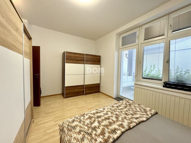 rkDOM |Na prenájom 3-izbový byt v centre mesta Žilina na - 10