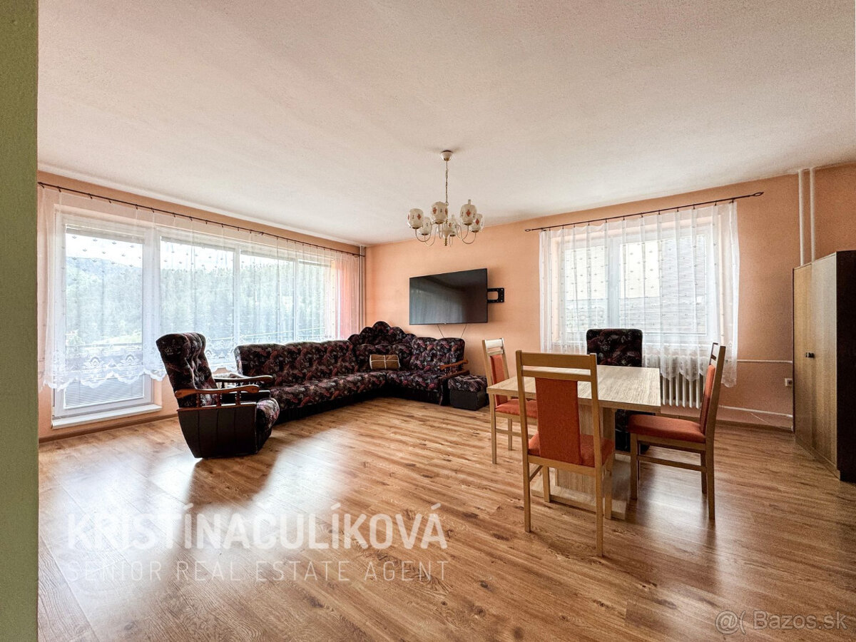 RODINNÝ DOM S GARÁŽOU, VERNÁR - 10