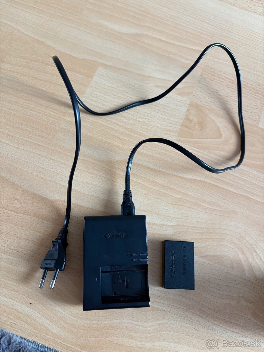 Digitálny fotoaparát Canon EOS 250D + 18-55 IS STM (3454C002 - 10