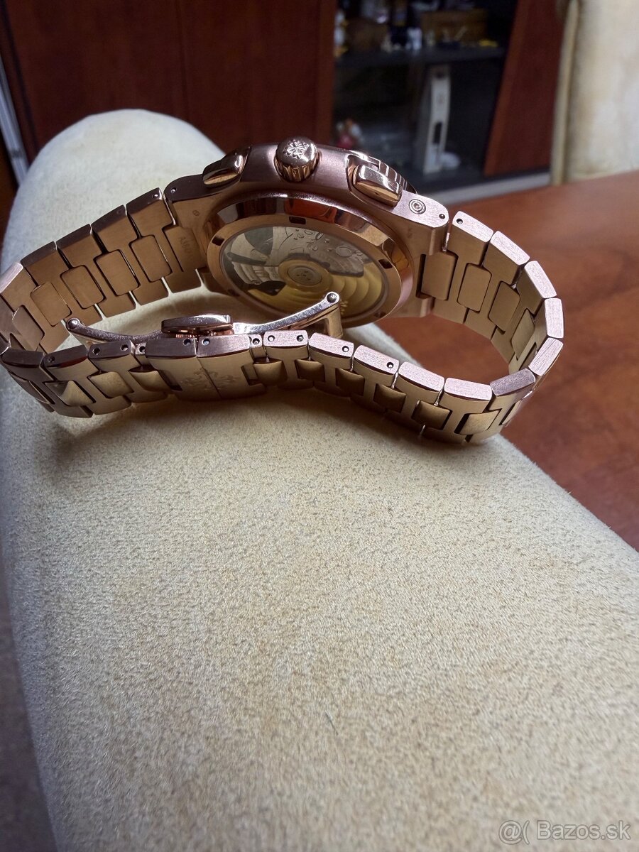 Patek Philippe Nautilus Travel Time - 10