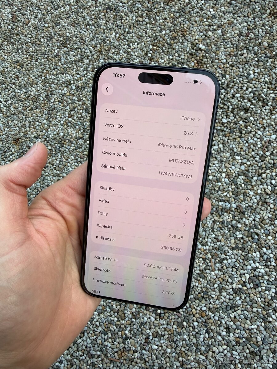 IPhone 15 pro Max - baterie 100% - 10