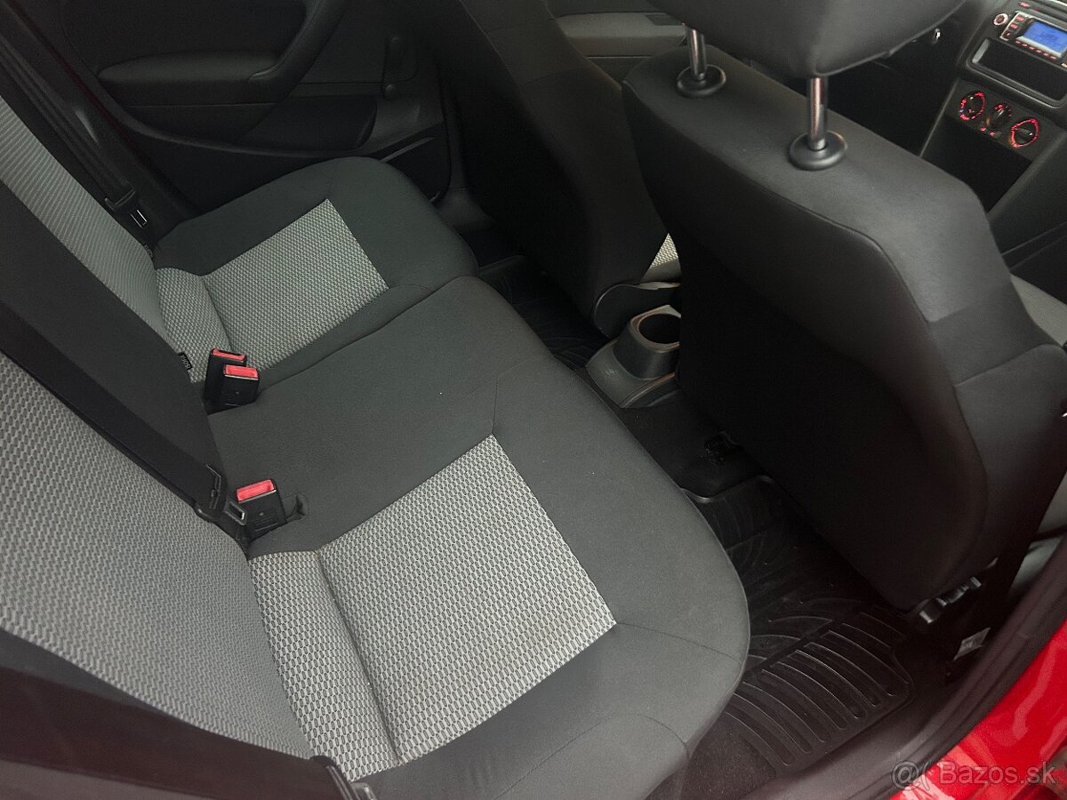 Volkswagen Polo 1.2 Benzín - 10