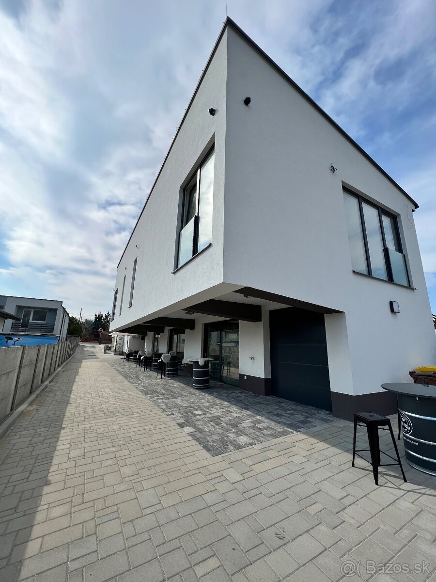 PRENÁJOM- OBCHODNÉ PRIESTORY- CABAJ-ČÁPOR - 10