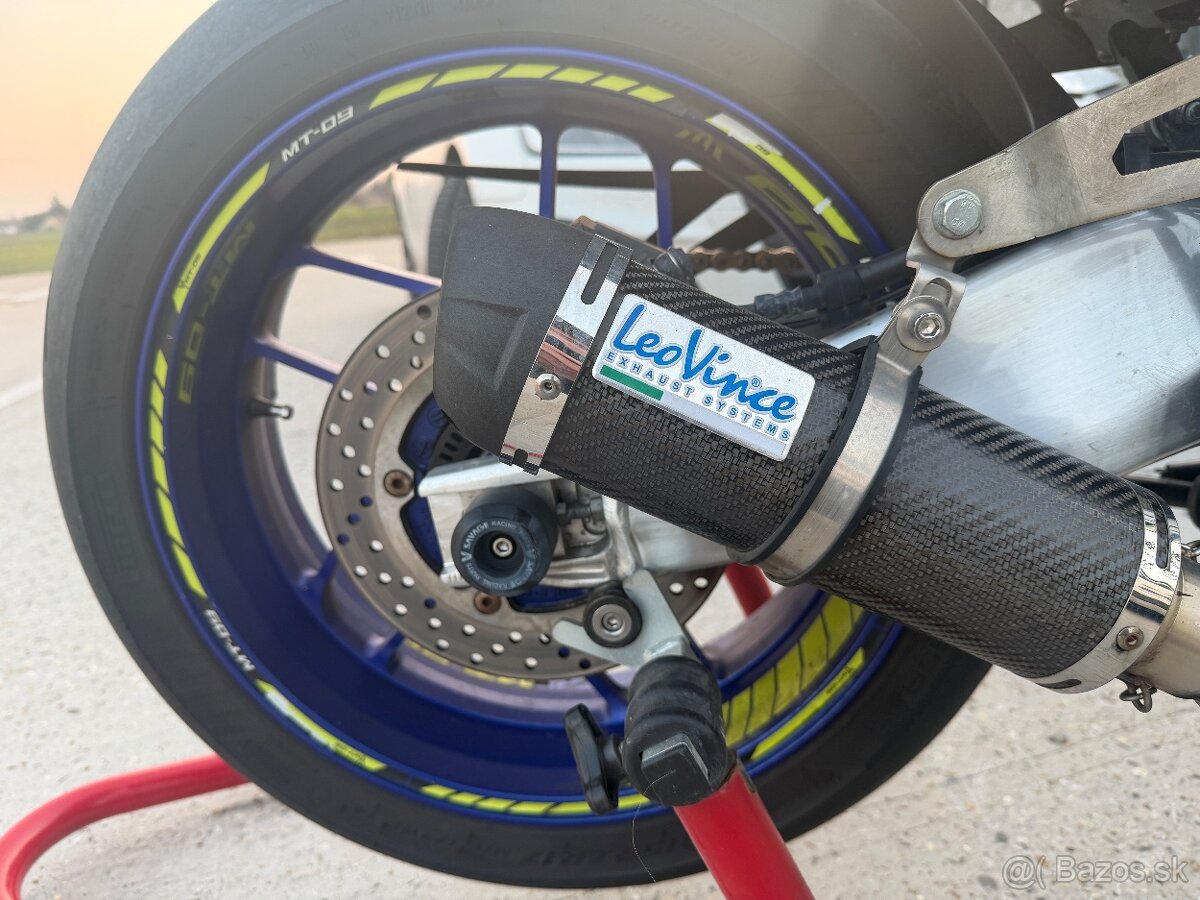 YAMAHA MT09 SP 2023 - 10