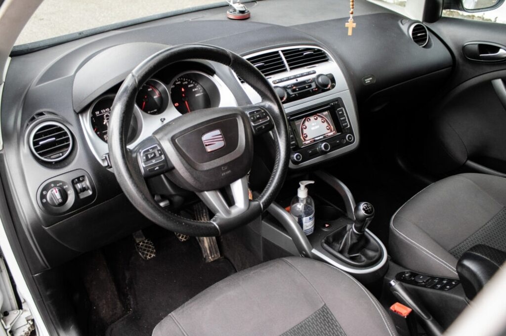 Seat Altea XL 1.6 TDI, 77kW (2013) - 10