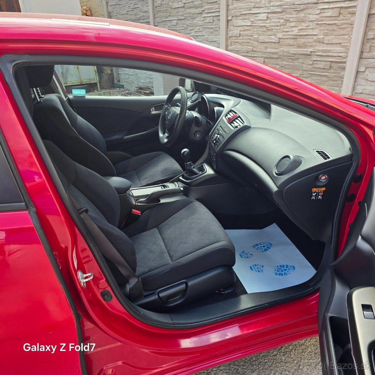 Honda Civic 1.4 i-VTEC 5DR - benzín - 10