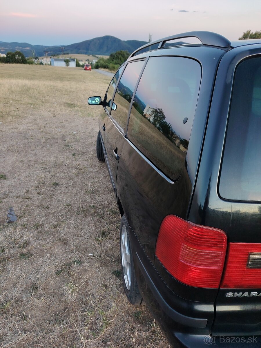 Predám VW Sharan 4x4 1.9 TDi - 10
