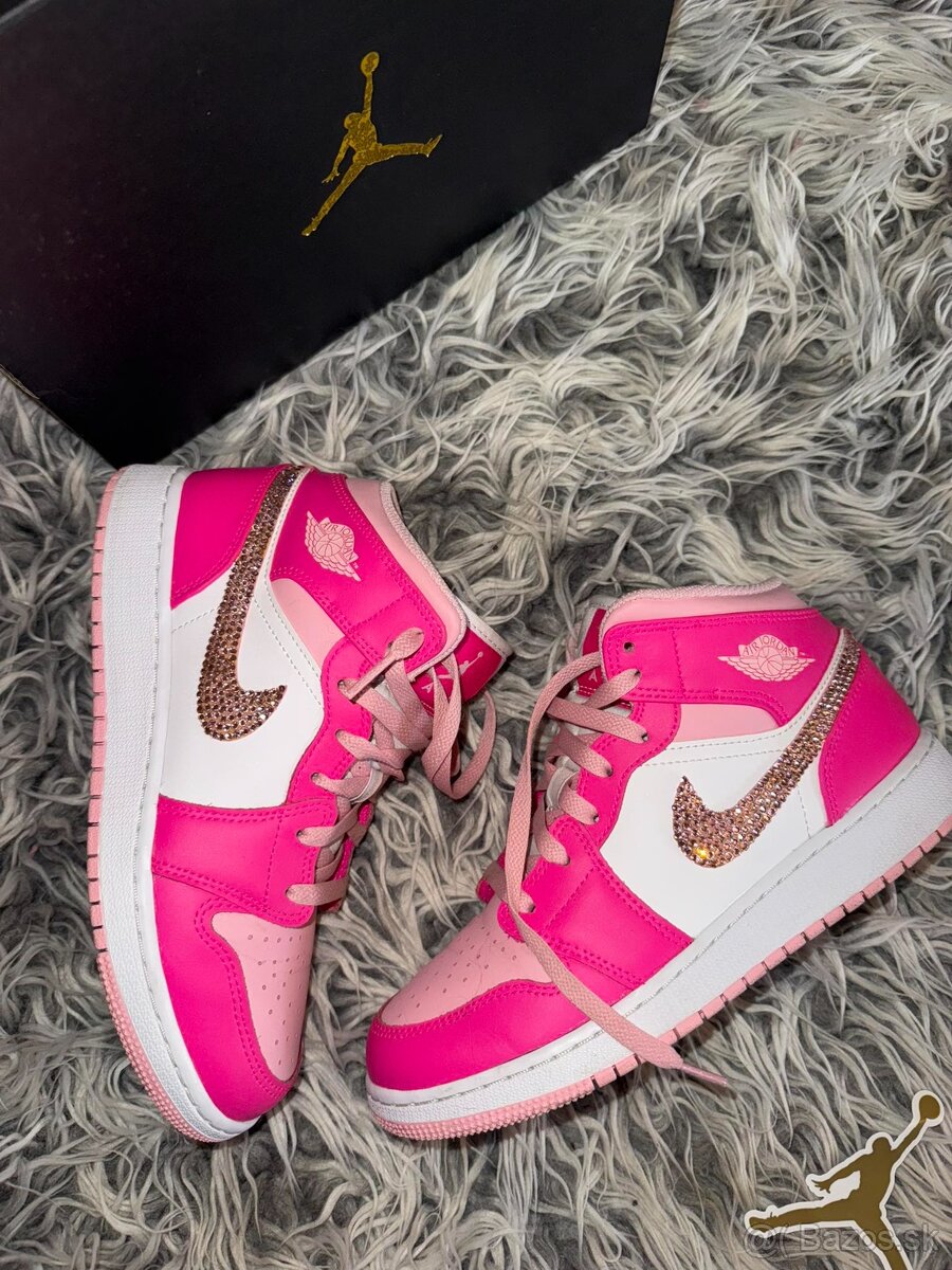 Nike Air Jordan 1 Mid GS Pink Barbie tenisky swarovski - 10