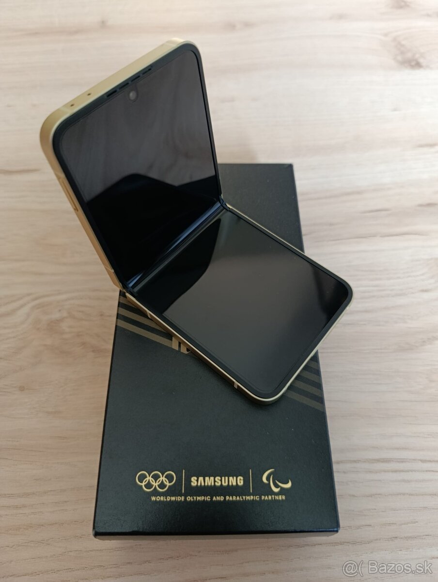 NOVÝ Samsung Galaxy Z Flip6 5G 12GB/512GB ( Limit - 10
