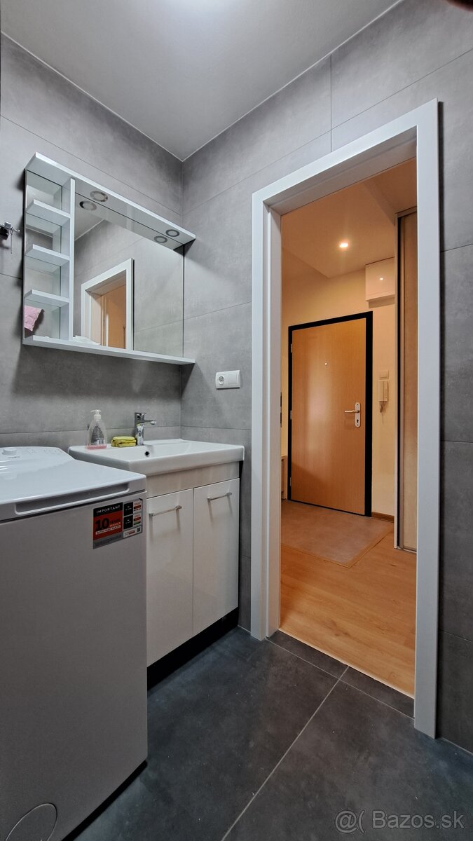 Prenájom 2i bytu v centre - 10