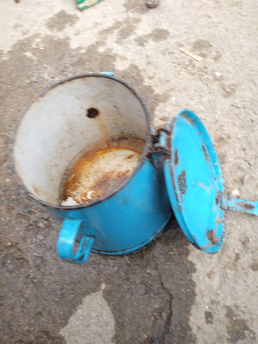 Smalt nádoby a veci na chalupu - 10