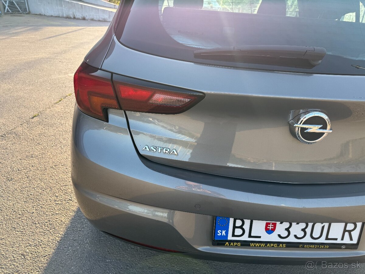 Opel Astra 1.4 T 92kW 1. majiteľ 110tkm serv kniha - 10