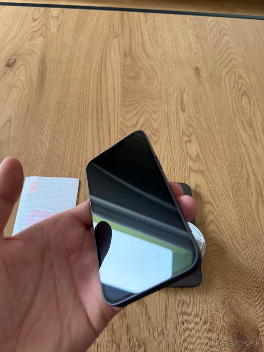 iPhone 14 256 gb Midnight v záruke + príslušenstvo - 10