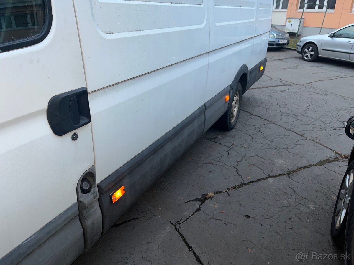 Dodávka Iveco Daily 2.3 Hpi - 10