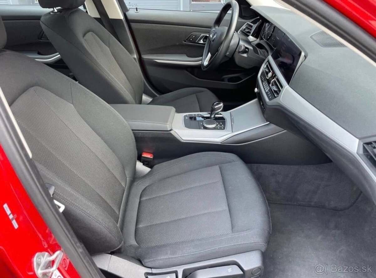 BMW Rad 3 320i A/T - 10