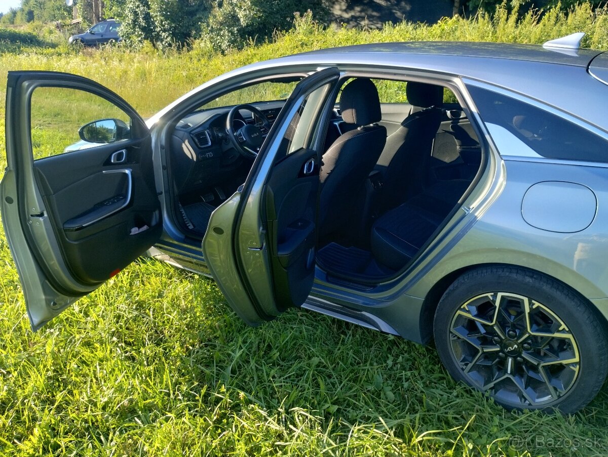 Predám Kia Proceed GT-Line - 10