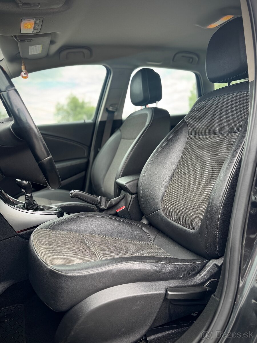 OPEL ASTRA COMBI 1.7 CDTi - 10