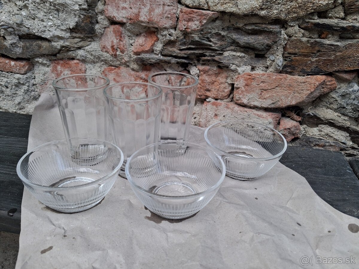 Taniere; poháre; kafe sety - 10