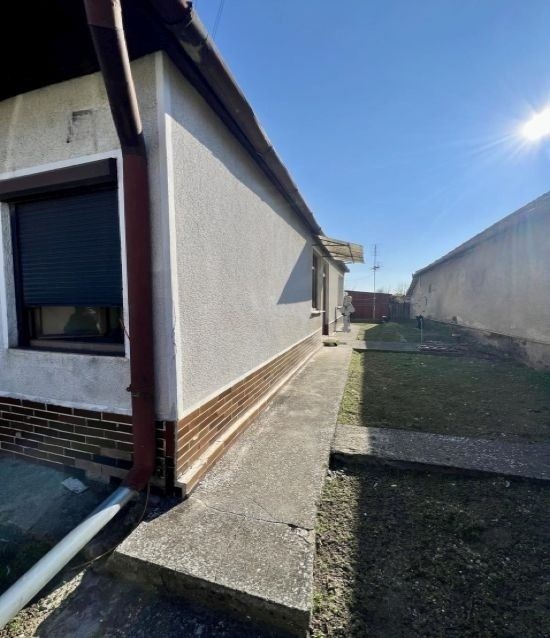 Na predaj pekný murovaný dom, Marcelová - 10