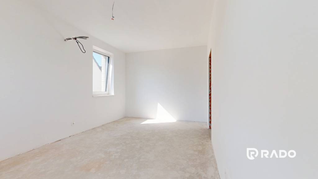 RADO | 5-izbový dvojdom s predzáhradkou pre rodiny v pokojne - 10