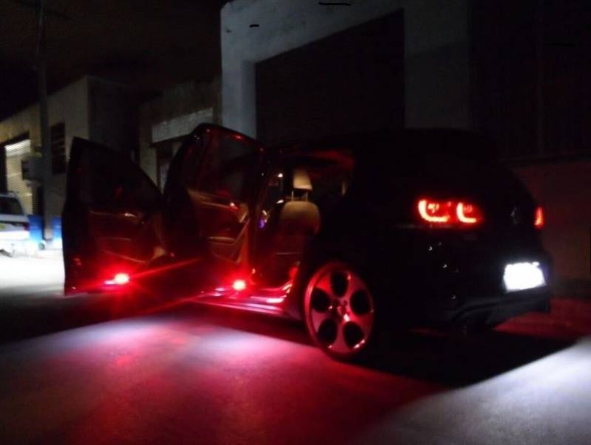 VAROVNE LED OSVETLENIE DO DVERI - 10