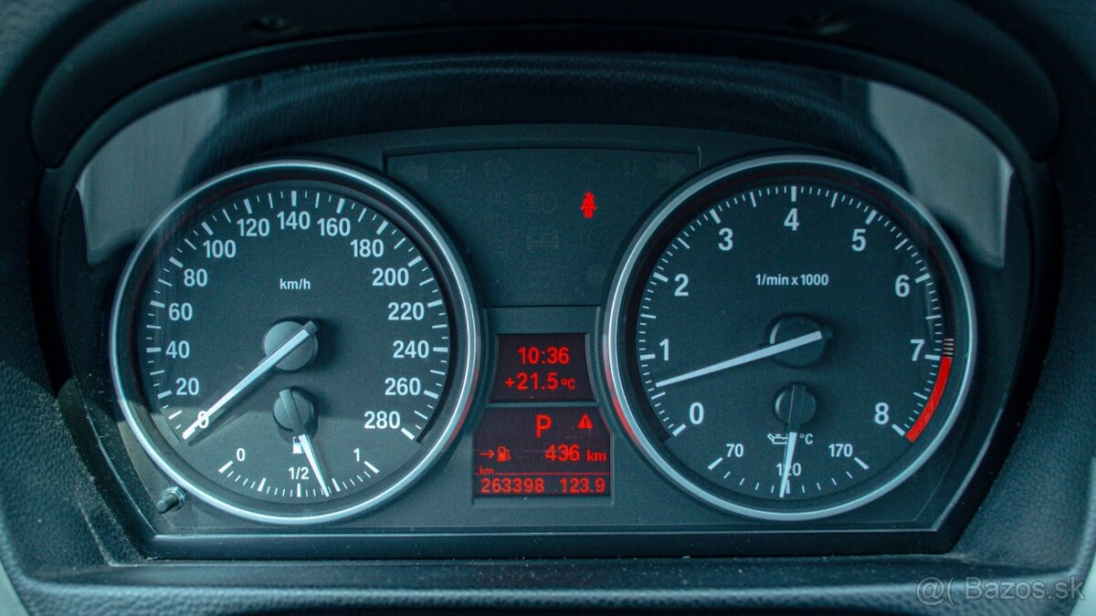 BMW Rad 3 Touring 335i M paket 225 kw - 10