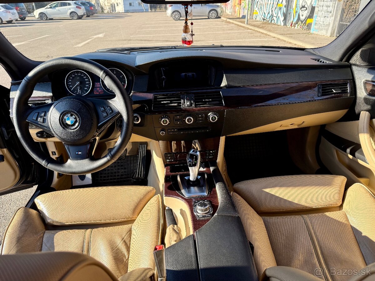 BMW Rad 5 530 xd A/T - 10