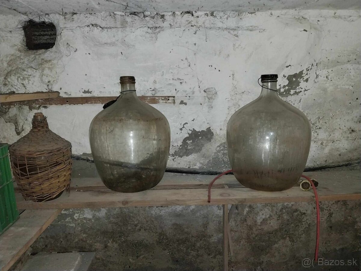 Vypratavame dom po starých rodičoch - 10