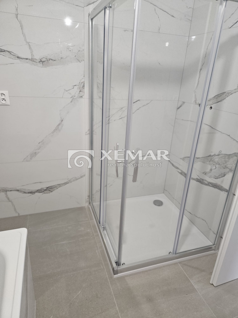 2 izbový byt v centre mesta Banská Bystrica - 10