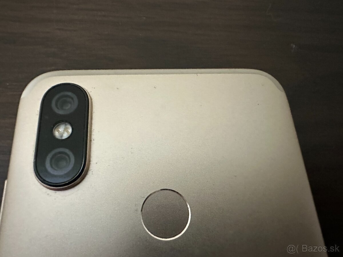 Xiaomi Mi A2 64G - 10