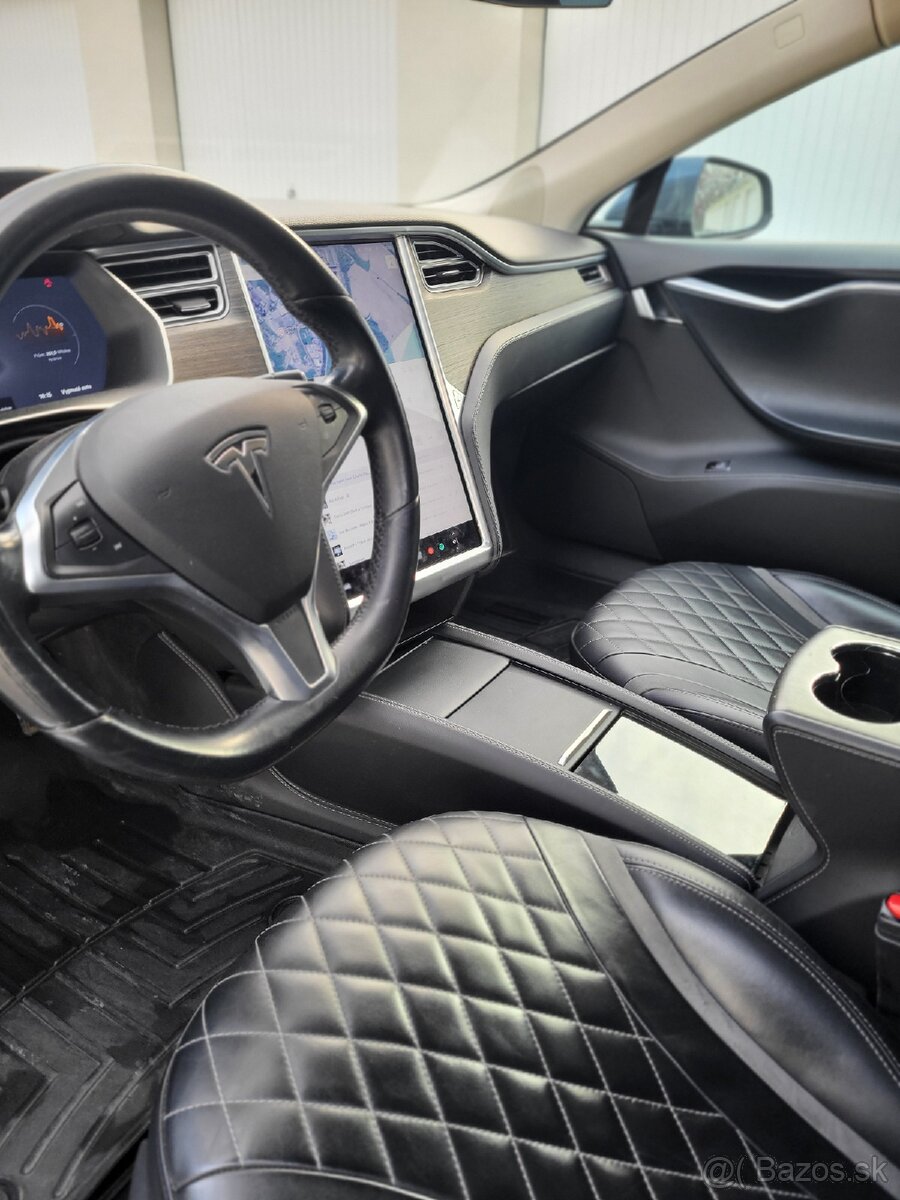 Tesla Model S 85 - 10