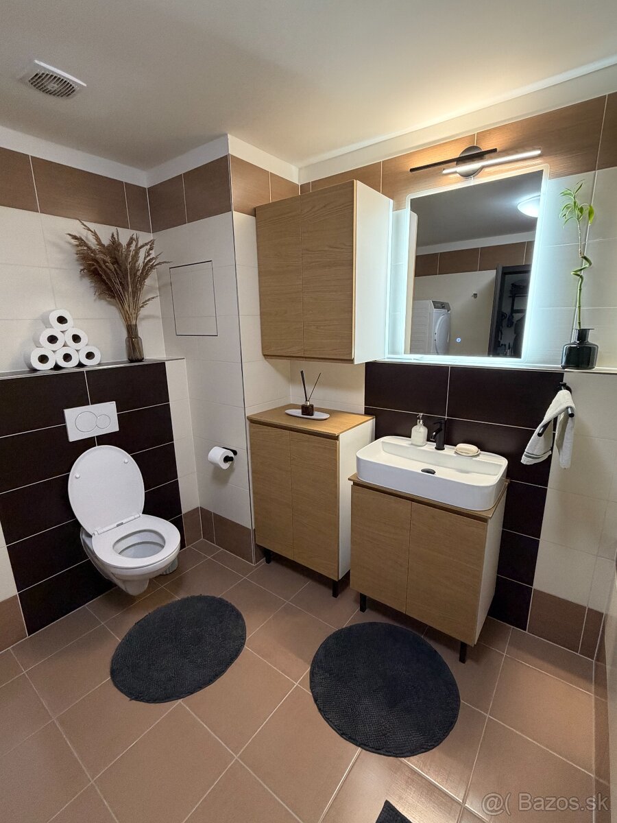 Predaj 2-izbového bytu s predzáhradkou a parkovaním v Rači - 10