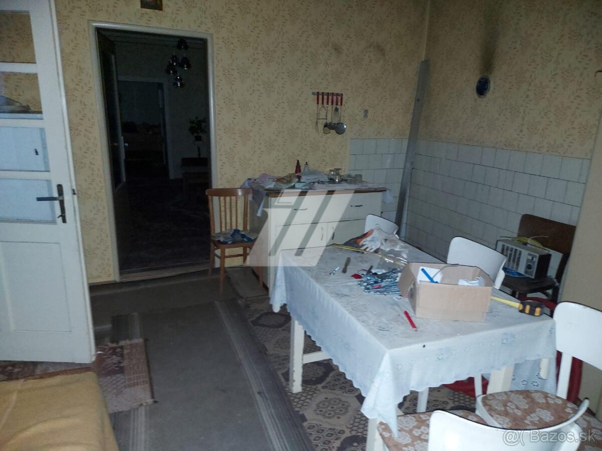 Na predaj rodinný dom v Chľabe - 10