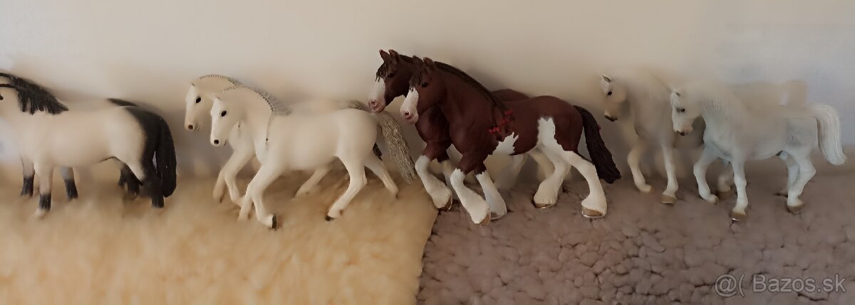 SCHLEICH - 10